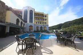 Borjomi Palace
