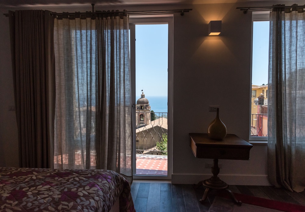Casa Aricò & Shatulle Suites