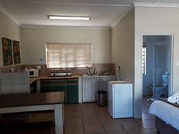 Tourist Lodge Gansbaai