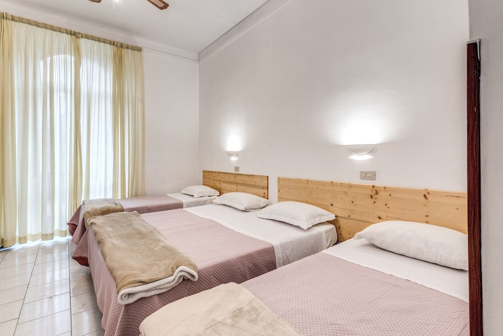 Hotel Altavilla 9