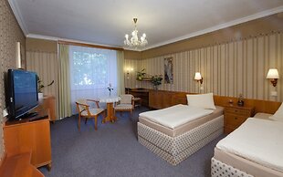 Hotel Ostrov