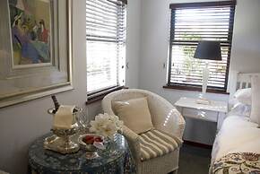 The Crown Guesthouse