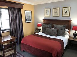 The Crown Guesthouse