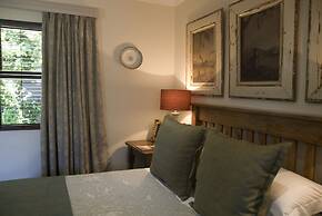 The Crown Guesthouse