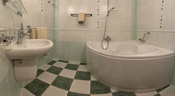 Hotel Ostrov Garni
