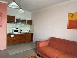 Hotel Ostrov Garni