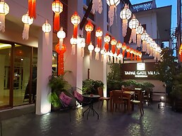 Tapae Gate Villa