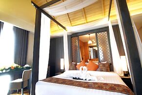 Tapae Gate Villa