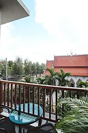 Tapae Gate Villa