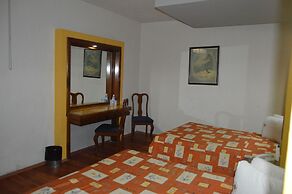 Hotel Mina