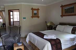 Aark Guest Lodge