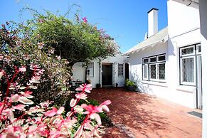 Whispering Oaks