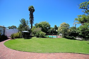 Whispering Oaks