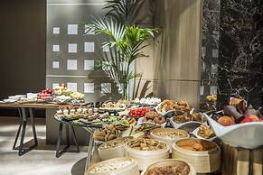 Arise Hotel Golden Horn