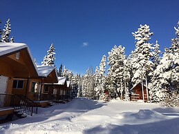 Northern Rockies Lodge