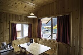 Northern Rockies Lodge