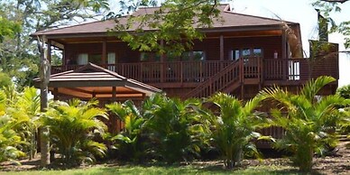 Monzi Safari Lodge