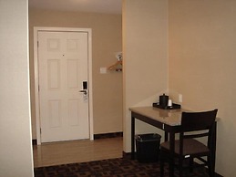 Chinook Inn