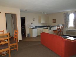 Walking Eagle Inn & Lodge