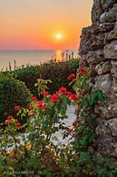 Baia Delphis Resort