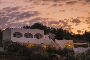 Baia Delphis Resort