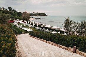 Baia Delphis Resort