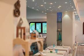 Baia Delphis Resort
