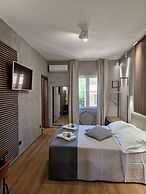 B&B Lekythos