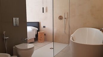B&B Lekythos