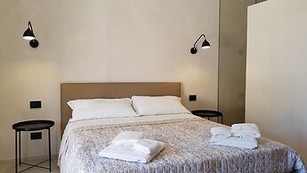 B&B Lekythos