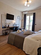 B&B Lekythos