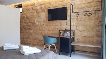 B&B Lekythos