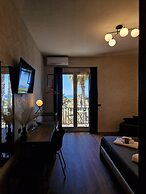 B&B Lekythos