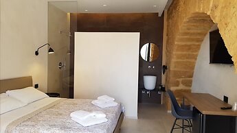 B&B Lekythos