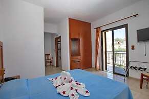 Denise Hotel