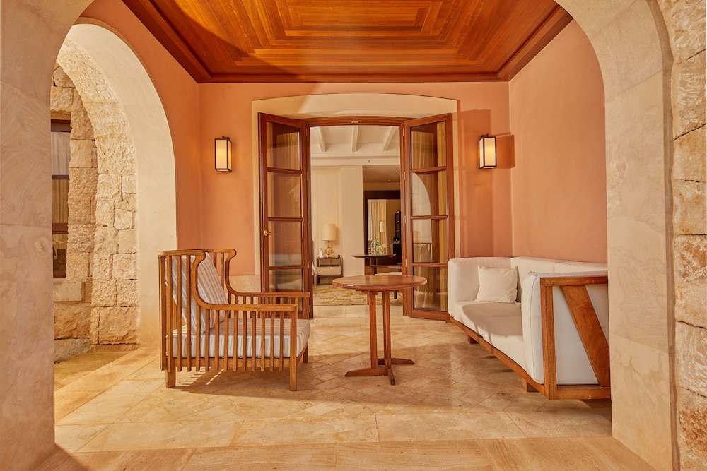 Cap Vermell Grand Hotel