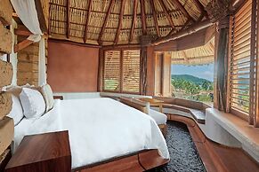 La Villa Luz Adults Only