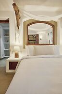 La Villa Luz Adults Only