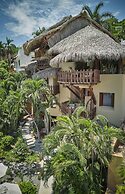 La Villa Luz Adults Only