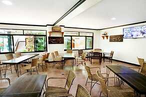 Baan Na Khon Hotel
