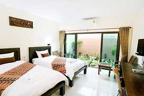 Baan Na Khon Hotel