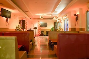 Hotel Puri Mega
