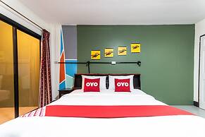 OYO 75304 Riverside Guesthouse