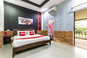 OYO 75304 Riverside Guesthouse