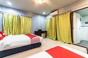 OYO 75304 Riverside Guesthouse