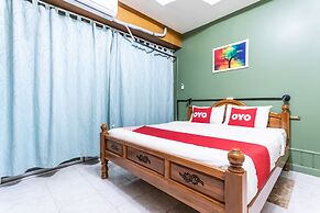 OYO 75304 Riverside Guesthouse