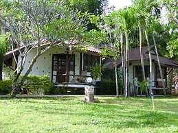 Talkoo Beach Resort Khanom