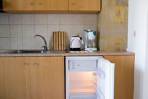 Agarathos Traditional Rooms