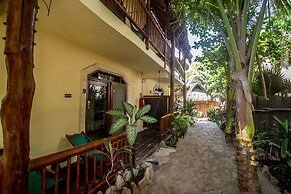 Playa Canek Beachfront Eco Hotel