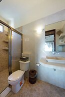 Playa Canek Beachfront Eco Hotel